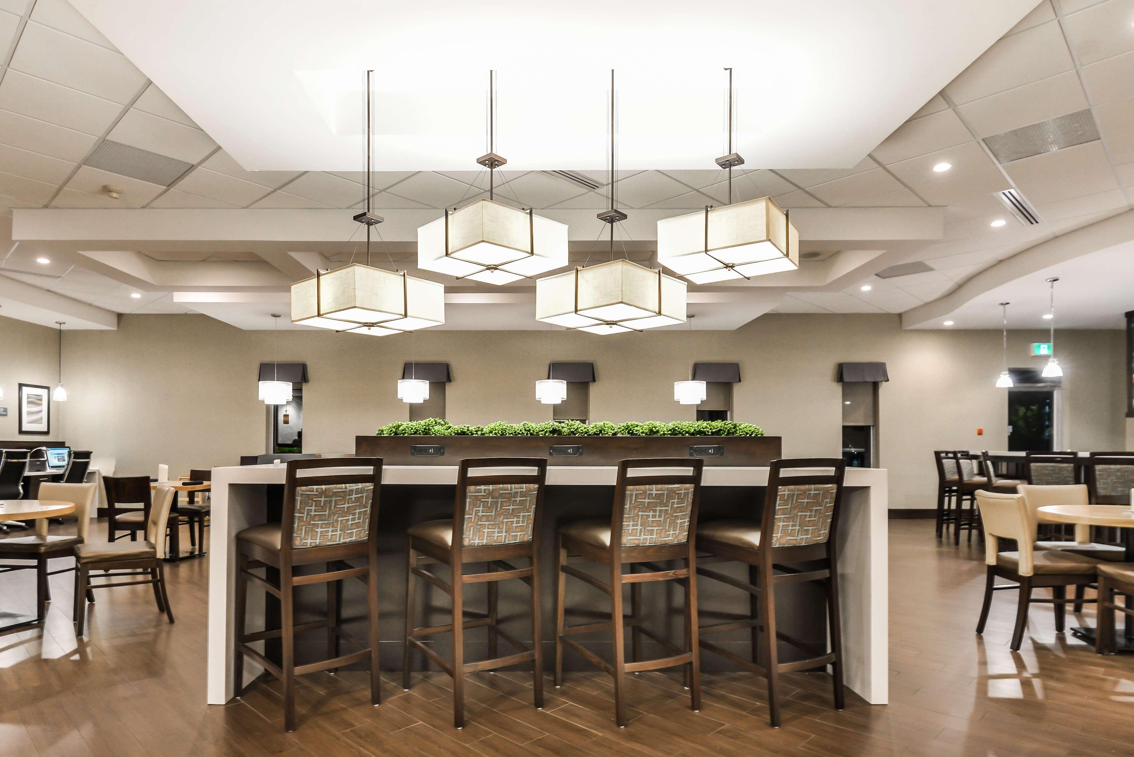 Best Western Plus Leamington Hotel & Conference Centre Экстерьер фото
