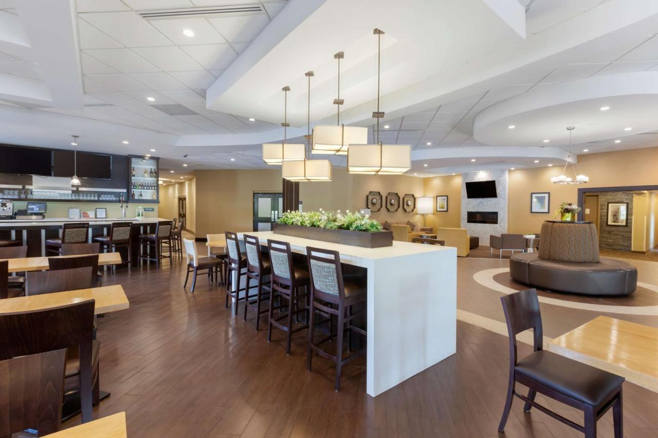 Best Western Plus Leamington Hotel & Conference Centre Экстерьер фото